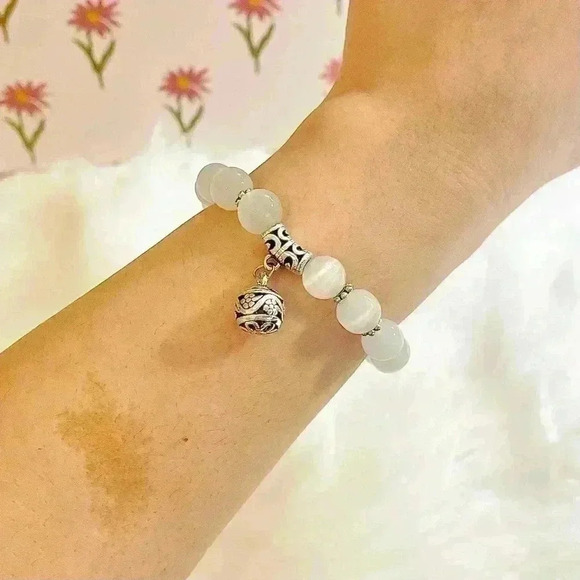 Moonstone  Natural Gemstone Bracelets with Flower Charm - Picture 2 of 6